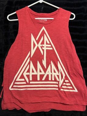 Size M Lucky Brand Def Leppard tank